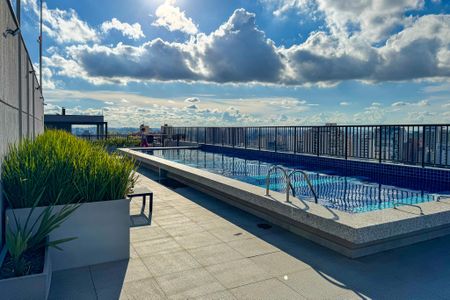 Studio para alugar com 33m², 1 quarto e sem vaga Studio para alugar com 33m², 1 quarto e sem vagaPiscina