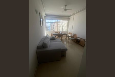 Apartamento à venda com 120m², 3 quartos e 1 vaga Apartamento à venda com 120m², 3 quartos e 1 vagaSala