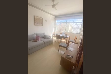 Apartamento à venda com 120m², 3 quartos e 1 vaga Apartamento à venda com 120m², 3 quartos e 1 vagaSala