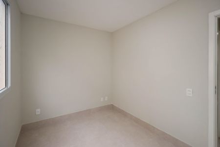Quarto 1 de apartamento para alugar com 2 quartos, 40m² em Jardim Recanto Verde, São Paulo