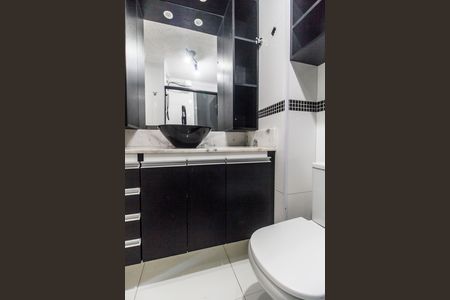 Apartamento para alugar com 59m², 2 quartos e 1 vaga Apartamento para alugar com 59m², 2 quartos e 1 vagaBanheiro