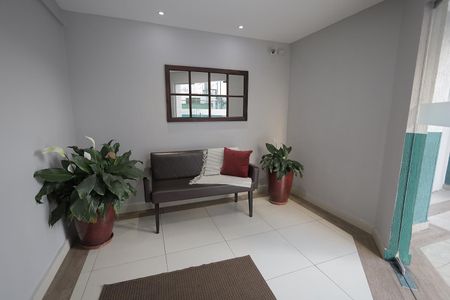 Apartamento para alugar com 97m², 2 quartos e 2 vagas Apartamento para alugar com 97m², 2 quartos e 2 vagasHall social