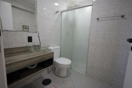 Apartamento para alugar com 97m², 2 quartos e 2 vagas Apartamento para alugar com 97m², 2 quartos e 2 vagasBanheiro