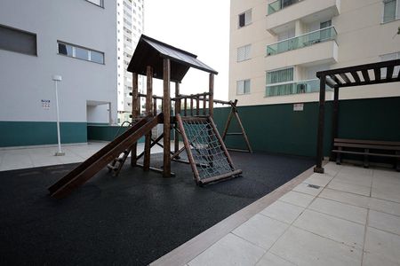 Apartamento para alugar com 97m², 2 quartos e 2 vagas Apartamento para alugar com 97m², 2 quartos e 2 vagasÁrea comum - Playground