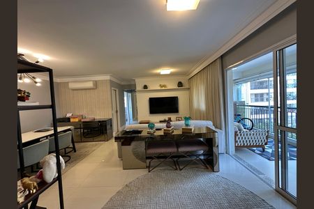 Apartamento à venda com 110m², 2 quartos e 2 vagas Apartamento à venda com 110m², 2 quartos e 2 vagasSala