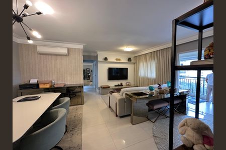 Apartamento à venda com 110m², 2 quartos e 2 vagas Apartamento à venda com 110m², 2 quartos e 2 vagasSala