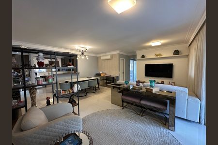 Apartamento à venda com 110m², 2 quartos e 2 vagas Apartamento à venda com 110m², 2 quartos e 2 vagasSala