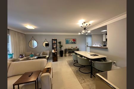 Apartamento à venda com 110m², 2 quartos e 2 vagas Apartamento à venda com 110m², 2 quartos e 2 vagasSala