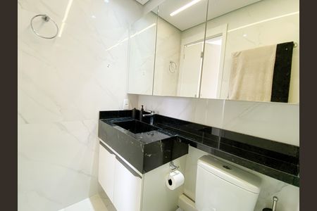 Apartamento à venda com 62m², 3 quartos e 1 vaga Apartamento à venda com 62m², 3 quartos e 1 vagaBanheiro Suíte