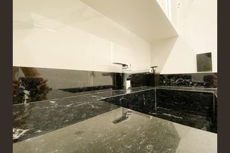 Apartamento à venda com 62m², 3 quartos e 1 vaga Apartamento à venda com 62m², 3 quartos e 1 vagaBanheiro Social