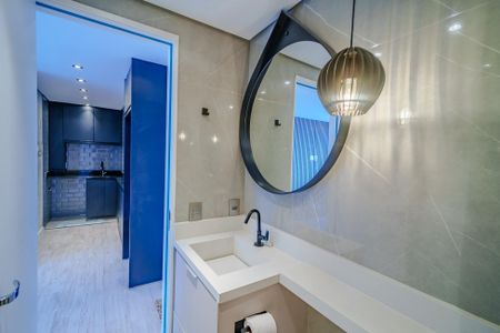 Apartamento para alugar com 39m², 2 quartos e 1 vaga Apartamento para alugar com 39m², 2 quartos e 1 vagaBanheiro