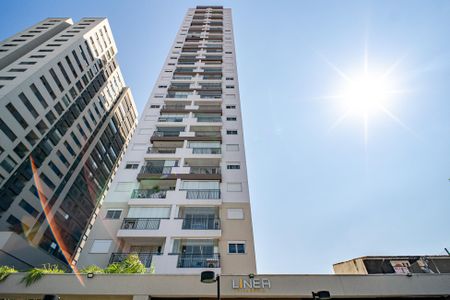 Apartamento para alugar com 39m², 2 quartos e 1 vaga Apartamento para alugar com 39m², 2 quartos e 1 vagaFachada