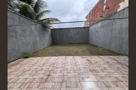 Casa de condomínio para alugar com 329m², 4 quartos e 3 vagas Casa de condomínio para alugar com 329m², 4 quartos e 3 vagasQuintal
