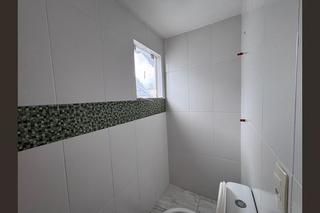 Casa de condomínio para alugar com 329m², 4 quartos e 3 vagas Casa de condomínio para alugar com 329m², 4 quartos e 3 vagasBanheiro do sótão