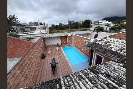 Casa de condomínio para alugar com 329m², 4 quartos e 3 vagas Casa de condomínio para alugar com 329m², 4 quartos e 3 vagasVaranda do quarto 2