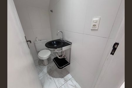 Casa de condomínio para alugar com 329m², 4 quartos e 3 vagas Casa de condomínio para alugar com 329m², 4 quartos e 3 vagasLavabo