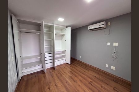 Casa de condomínio para alugar com 329m², 4 quartos e 3 vagas Casa de condomínio para alugar com 329m², 4 quartos e 3 vagasQuarto 1