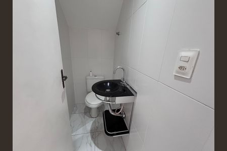 Casa de condomínio para alugar com 329m², 4 quartos e 3 vagas Casa de condomínio para alugar com 329m², 4 quartos e 3 vagasLavabo