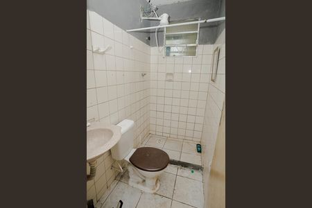 Banheiro de apartamento para alugar com 2 quartos, 60m² em Campo Grande, Rio de Janeiro