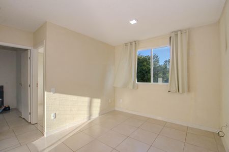 Sala de apartamento para alugar com 2 quartos, 44m² em Morro Santana, Porto Alegre