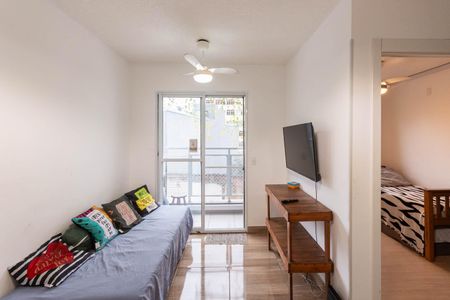 Sala de apartamento para alugar com 2 quartos, 42m² em Santo Cristo, Rio de Janeiro