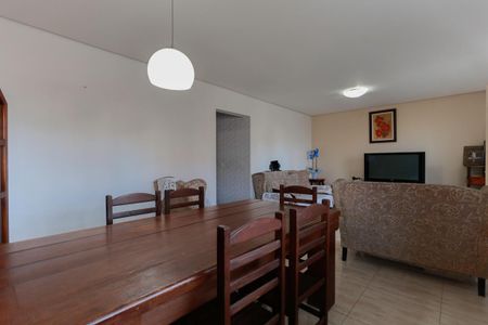 Sala de casa à venda com 3 quartos, 240m² em Vila Celeste, São Paulo