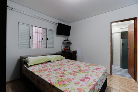 Casa à venda com 240m², 3 quartos e 1 vagaSuíte