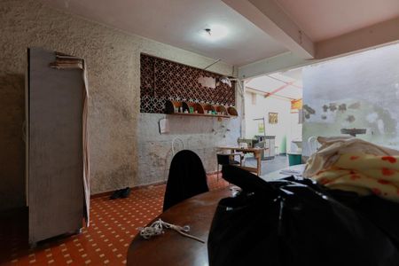 Casa à venda com 240m², 3 quartos e 1 vagaSalão