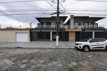 Casa de condomínio para alugar com 65m², 2 quartos e 1 vaga Casa de condomínio para alugar com 65m², 2 quartos e 1 vagaFachada