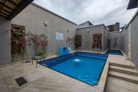 Casa de condomínio para alugar com 65m², 2 quartos e 1 vaga Casa de condomínio para alugar com 65m², 2 quartos e 1 vagaÁrea comum - Piscina