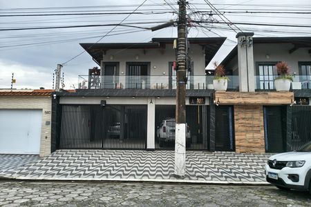 Casa de condomínio para alugar com 65m², 2 quartos e 1 vaga Casa de condomínio para alugar com 65m², 2 quartos e 1 vagaFachada