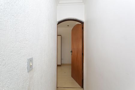 Casa à venda com 200m², 3 quartos e 2 vagasCorredor 