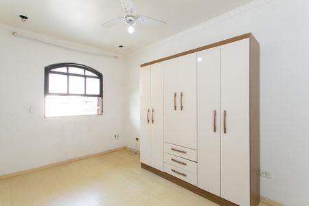 Casa à venda com 200m², 3 quartos e 2 vagasQuarto 3
