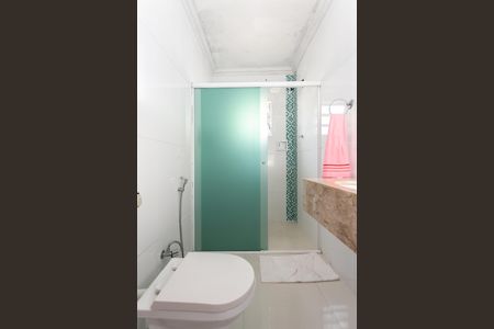 Casa à venda com 200m², 3 quartos e 2 vagasBanheiro 1 