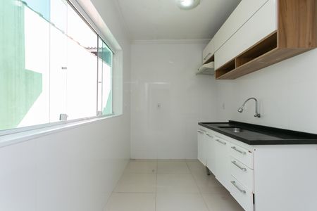 Casa à venda com 200m², 3 quartos e 2 vagasCozinha 