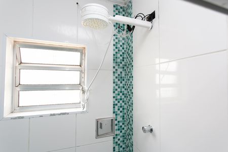 Casa à venda com 200m², 3 quartos e 2 vagasBanheiro 1 