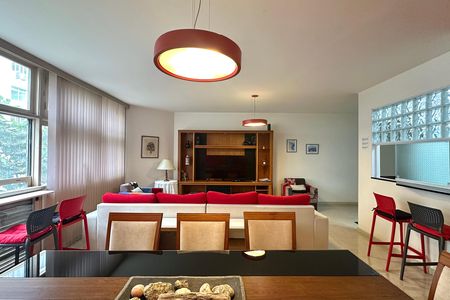 Apartamento à venda com 200m², 4 quartos e 1 vaga