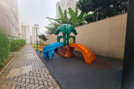 Apartamento à venda com 44m², 2 quartos e sem vaga Apartamento à venda com 44m², 2 quartos e sem vagaÁrea comum - Playground