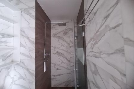 Apartamento à venda com 44m², 2 quartos e sem vaga Apartamento à venda com 44m², 2 quartos e sem vagaBanheiro