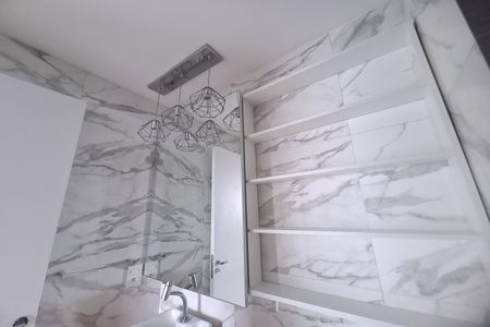 Apartamento à venda com 44m², 2 quartos e sem vaga Apartamento à venda com 44m², 2 quartos e sem vagaBanheiro