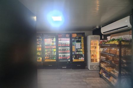 Apartamento à venda com 44m², 2 quartos e sem vaga Apartamento à venda com 44m², 2 quartos e sem vagaÁrea comum - Minimercado