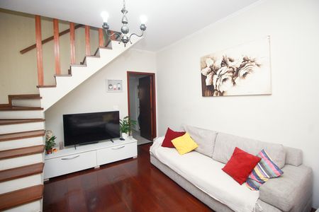 Sala de casa para alugar com 2 quartos, 145m² em Parque Oratório, Santo André