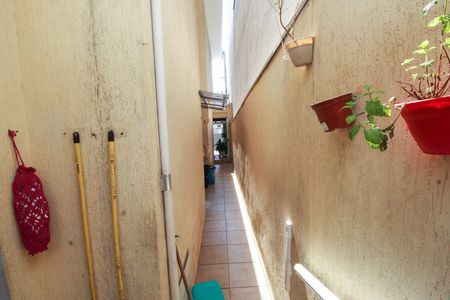 Corredor de casa à venda com 2 quartos, 145m² em Parque Oratório, Santo André