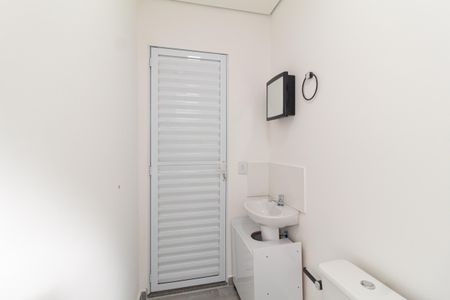 Studio para alugar com 25m², 1 quarto e sem vaga Studio para alugar com 25m², 1 quarto e sem vagaBanheiro