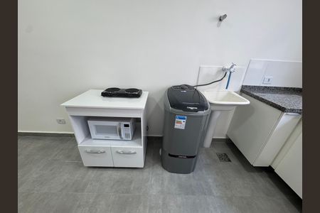 Casa para alugar com 25m², 1 quarto e sem vagaCozinha e Área de Serviço