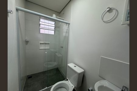 Casa para alugar com 25m², 1 quarto e sem vagaBanheiro