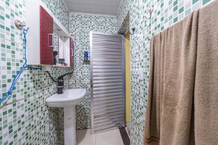 Casa para alugar com 77m², 2 quartos e sem vaga Casa para alugar com 77m², 2 quartos e sem vagaBanheiro