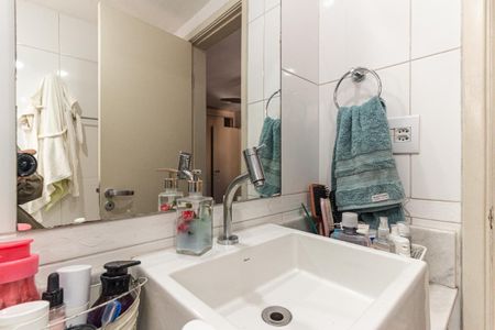 Apartamento à venda com 93m², 3 quartos e 1 vaga Apartamento à venda com 93m², 3 quartos e 1 vagaBanheiro da Suíte