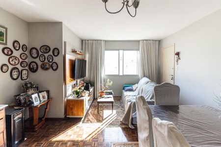 Apartamento à venda com 93m², 3 quartos e 1 vaga Apartamento à venda com 93m², 3 quartos e 1 vagaSala