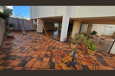 Apartamento para alugar com 150m², 3 quartos e 2 vagas Apartamento para alugar com 150m², 3 quartos e 2 vagasÁrea comum - Playground